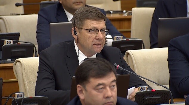 Депутат призвал наказывать паблики за фейковые новости