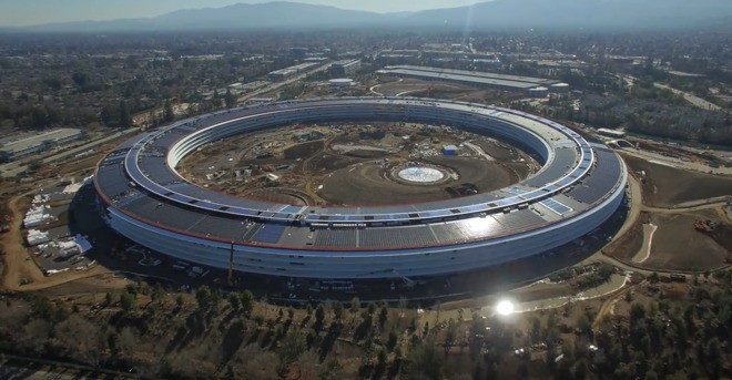 Создатель монумента "Бәйтерек" построил экологичный кампус Apple в Калифорнии