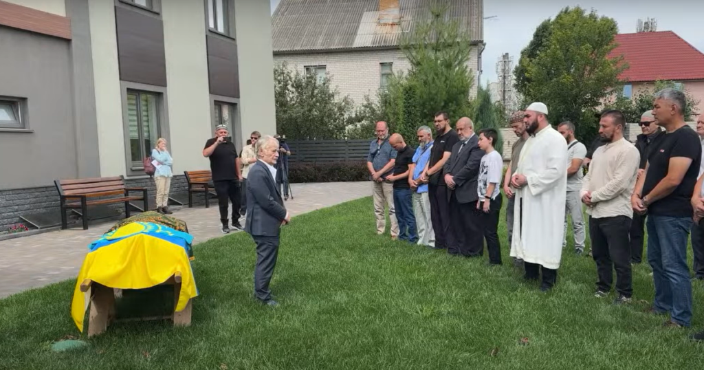 В Украине простились с Айдосом Садыковым