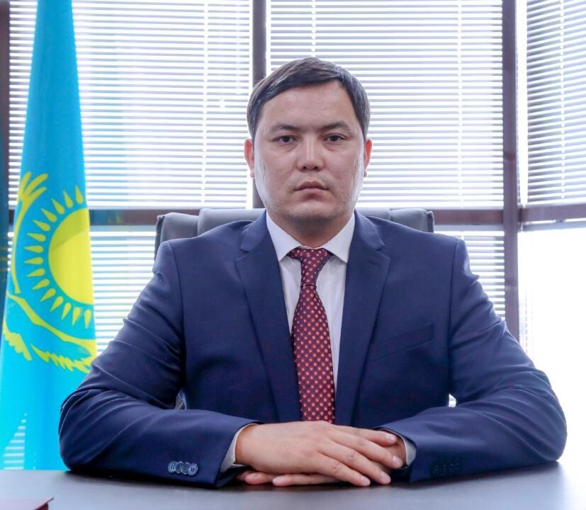 Обещал сделать инвалидом: районного акима проверят после заявления его супруги