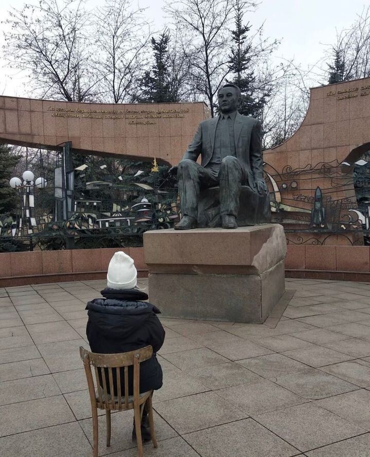 Памятник при жизни теперь могут поставить в Казахстане
