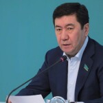 «Эпоха власти в одних руках завершилась»: спикер мажилиса раскритиковал период правления Нурсултана Назарбаева
