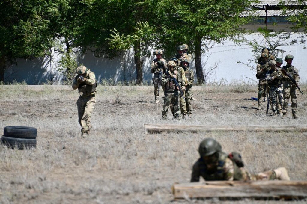 Курс Сommandos организован для военнослужащих в конаевском гарнизоне