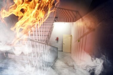 Двухэтажный ресторан загорелся в Жамбылской области