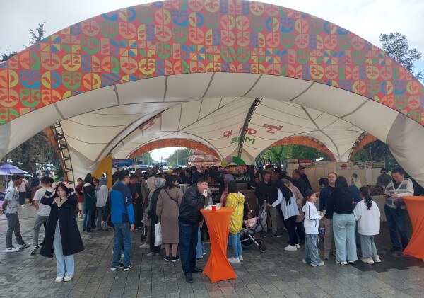 Как алматинцы празднуют День единства народа Казахстана